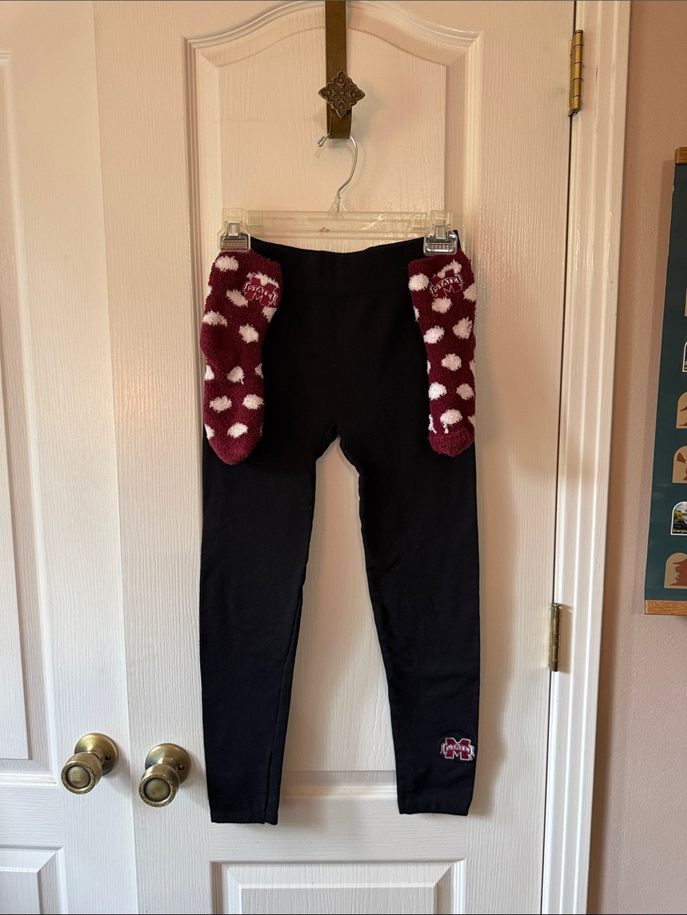Zoozatz Black leggings with matching socks